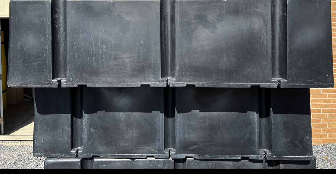 Dock Floats_0000_Background copy